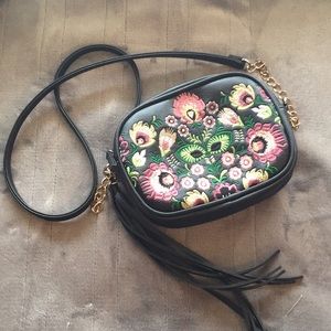 Embroidered floral purse